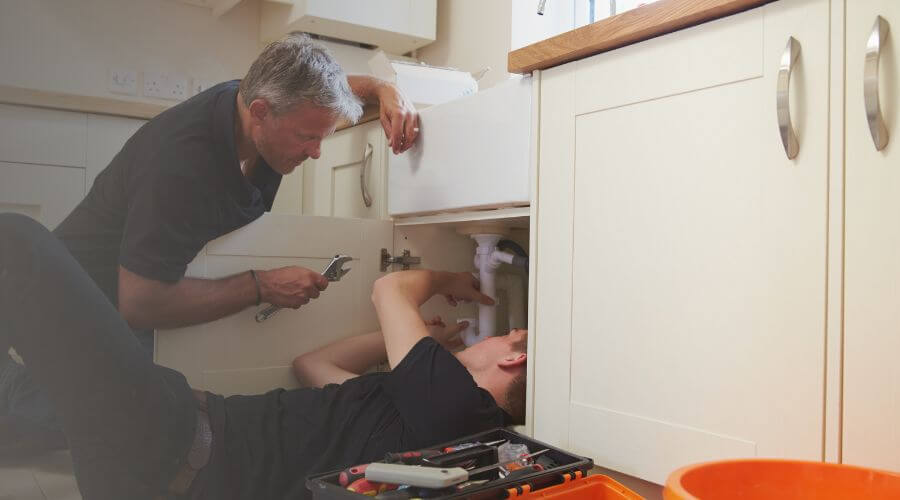 Professional burst pipe repair services in Waukon, IA